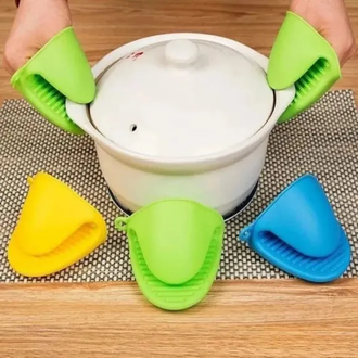 HeatShield Silicone Pot Holders – 2 Piece Set